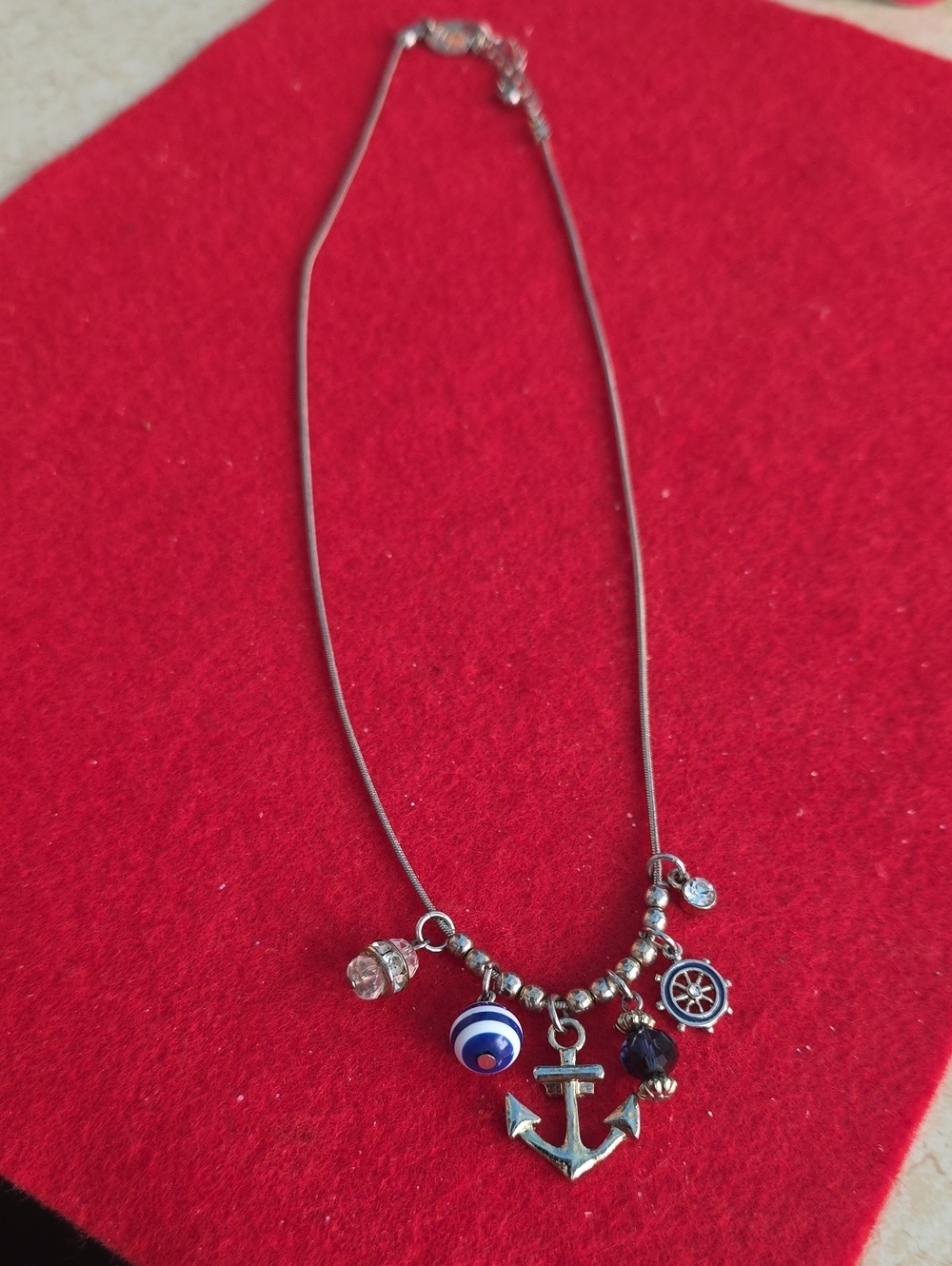 Nautical necklace